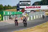 Vintage-motorcycle-club;eventdigitalimages;mallory-park;mallory-park-trackday-photographs;no-limits-trackdays;peter-wileman-photography;trackday-digital-images;trackday-photos;vmcc-festival-1000-bikes-photographs